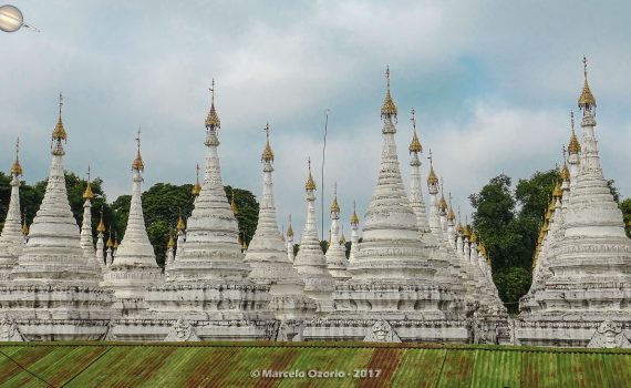 Sandamuni Pagoda Mandalay Myanmar 7 570x350 - Sandamuni, um Pagode muito Especial. Mandalay, Myanmar.